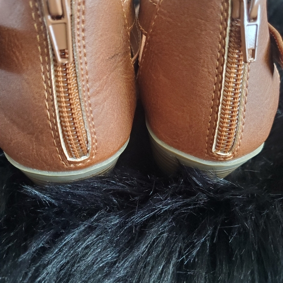 Faded Glory Women’s Brown Faux Leather Ankle Shoes Size 5 High Heels - Picture 4 of 12